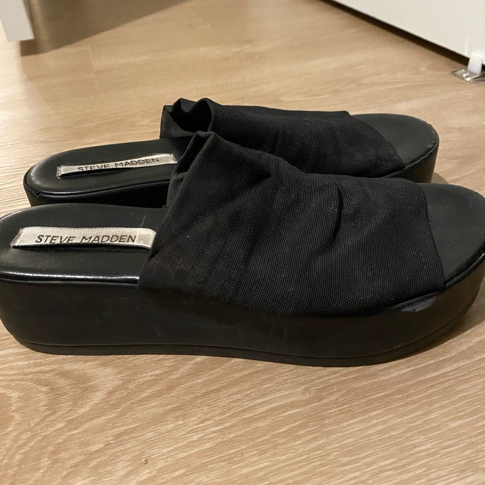 Steve Madden Platform Sandals